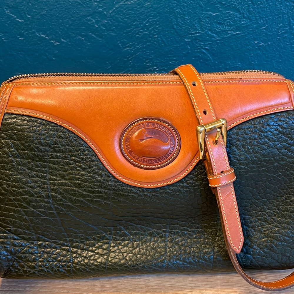 Vintage Dooney & Bourke Crossbody Purse